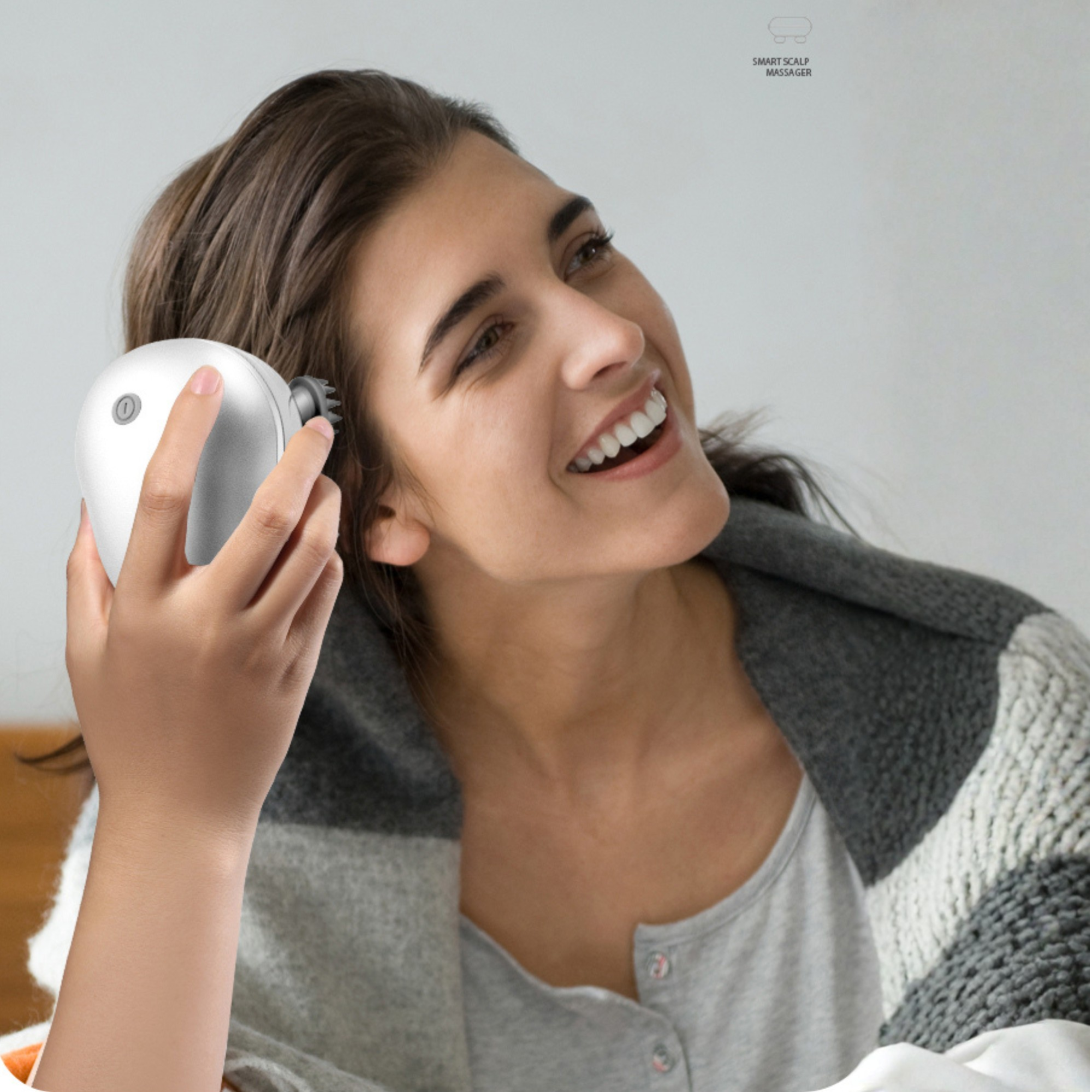 Masseur électrique du cuir chevelu